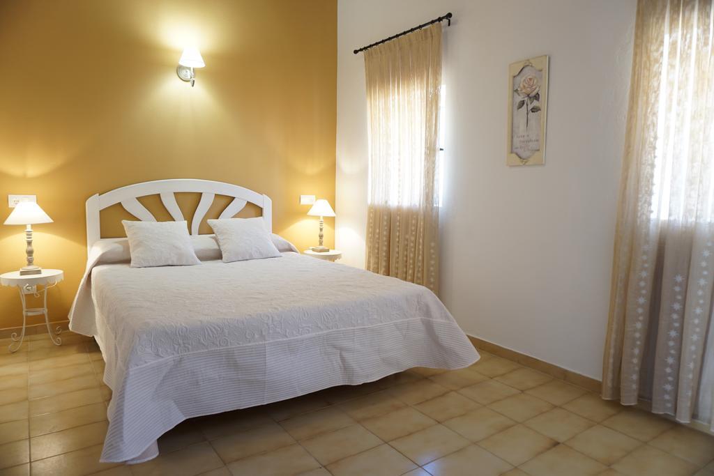 Apartments Campanitx - Astbury Formentera Es Calo  Pokój zdjęcie